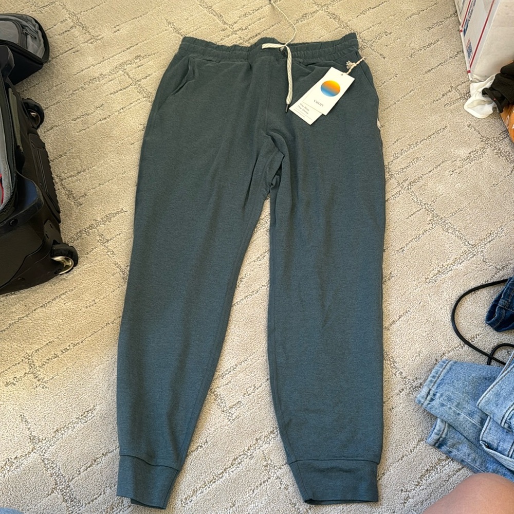 Vuori Performance Joggers